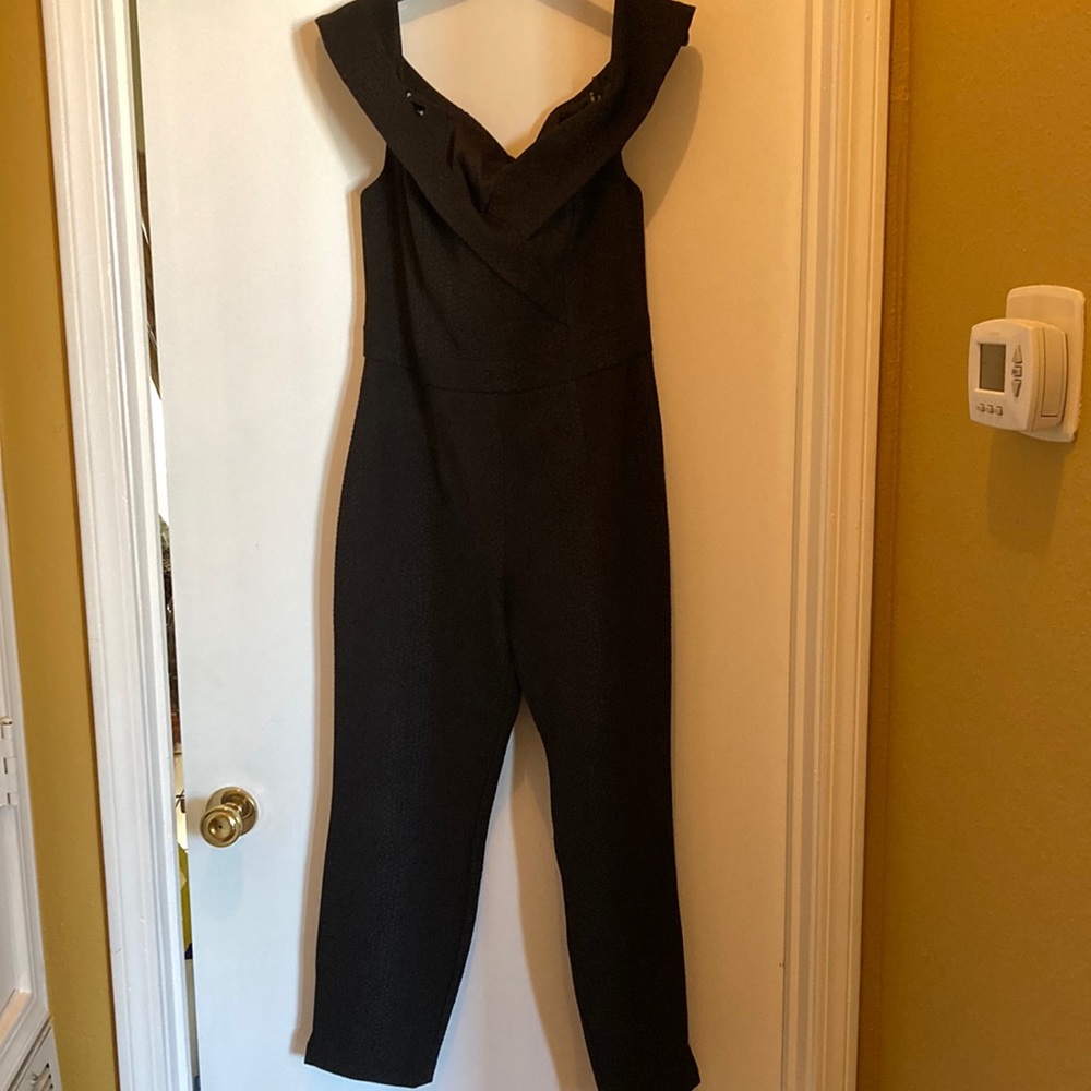 Black short sleeve collared jumpsuit